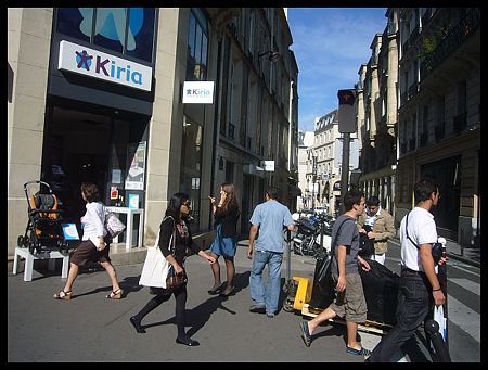 P2570956