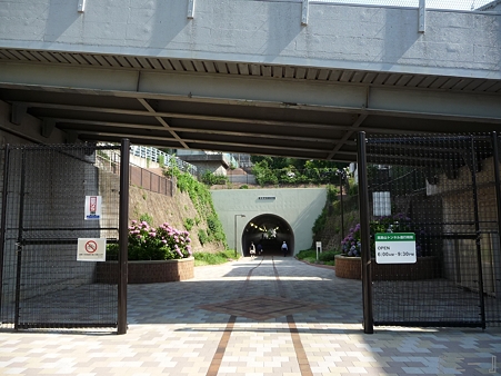 110622-東横廃線 反町→横浜 (32)