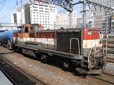 DE10-1136(八王子駅)