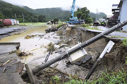 Photos: 新潟福島豪雨