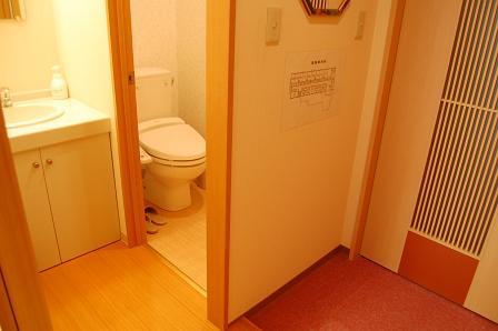 客室トイレ&洗面台