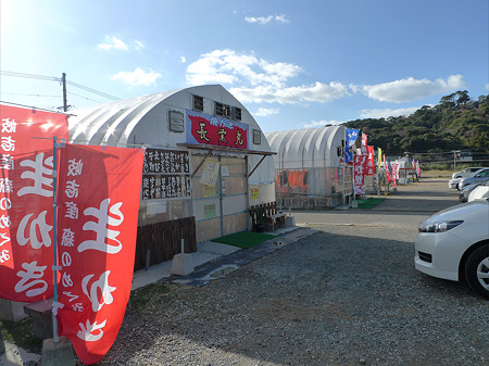 岐志漁港のカキ小屋(1)