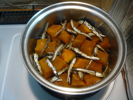 南瓜と煮干の煮物 010